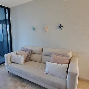 Beachfront 417 Cancun